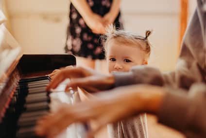 Comment trouver le bon professeur de musique pour mon enfant